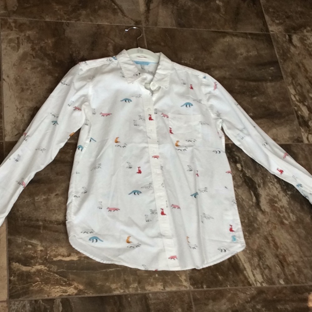 Super cute button-up!